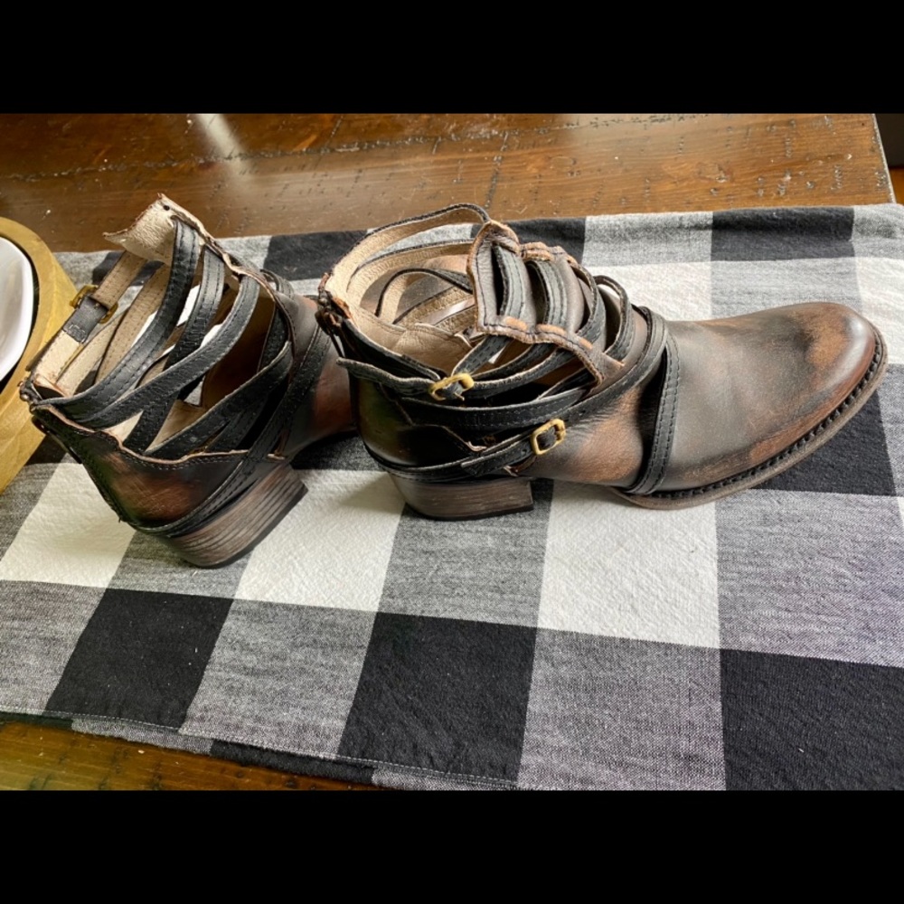 Free Bird brown ankle boots size 8